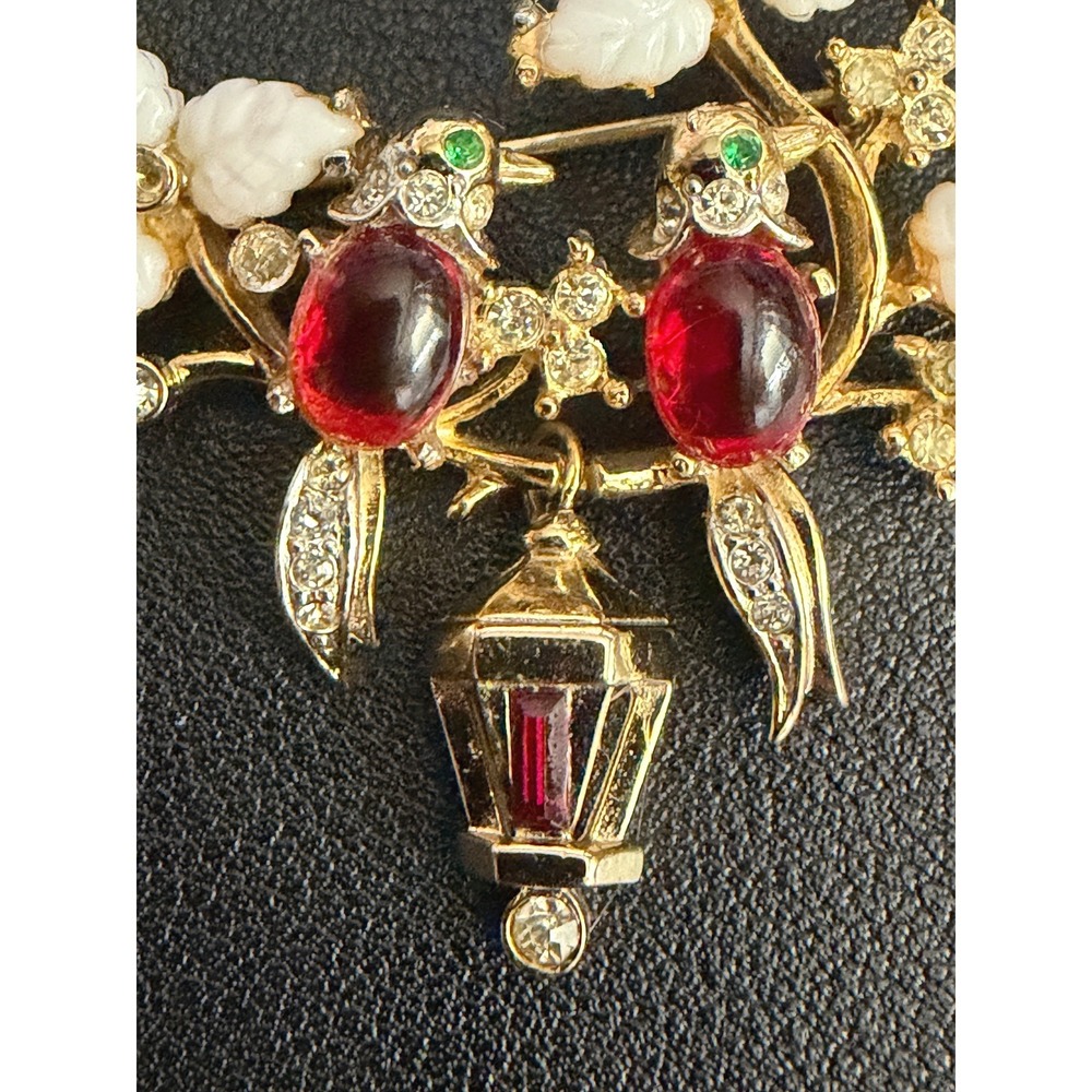 Vintage Coro Brooch Bird Jelly Belly Gold Tone Red White